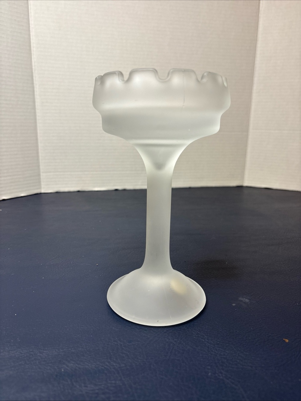 PartyLite Frosted satin white fairy lamp pedestal base